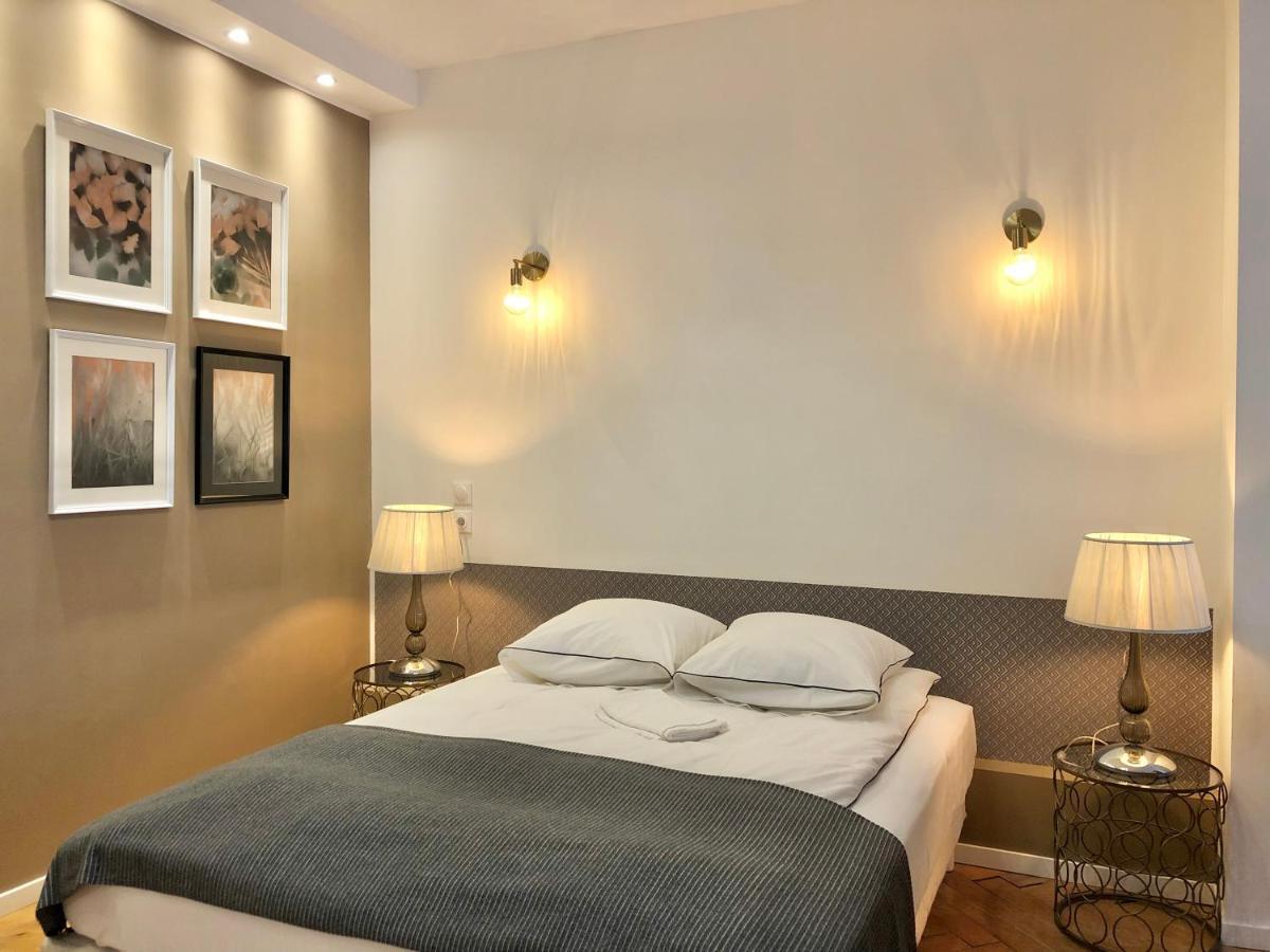 Hotel D'Artiste Pierrefontaine-les-Varans Екстер'єр фото